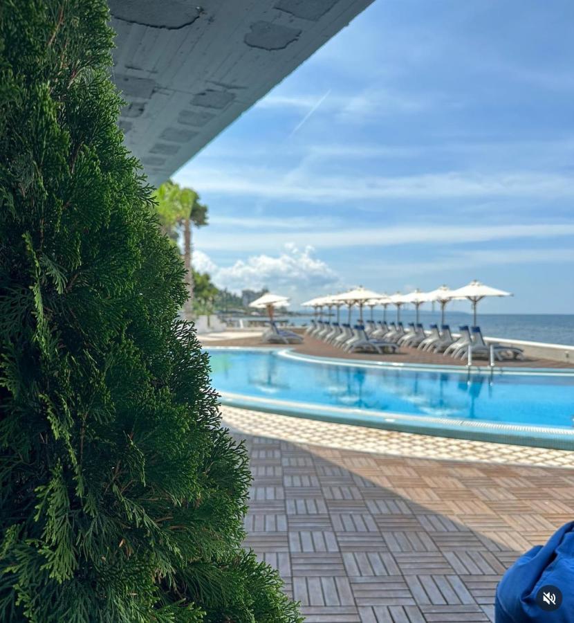 Sea&Sun&Sand Luxury Apartment In Durrës Eksteriør billede
